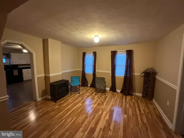 Luray, VA 22835,219 SEVENTH AVE