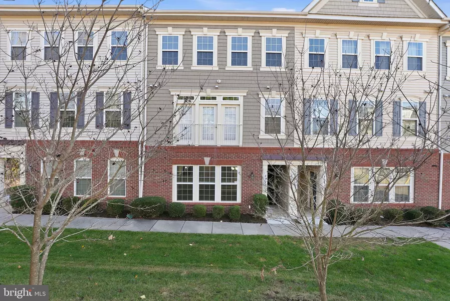 4936 DANE RIDGE CIR, Woodbridge, VA 22193