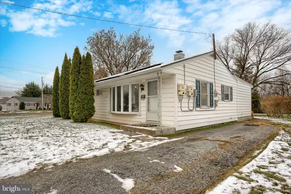 Camp Hill, PA 17011,17 COURTLAND RD