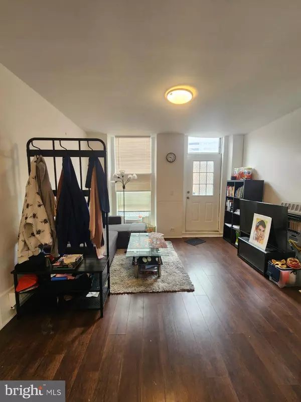 40 N 40TH ST #1F, Philadelphia, PA 19104