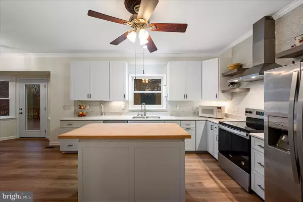 Ashburn, VA 20147,43619 PREDDY CT