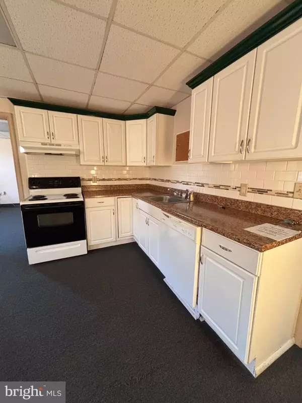 145 MAIN ST #D, Pennsburg, PA 18073