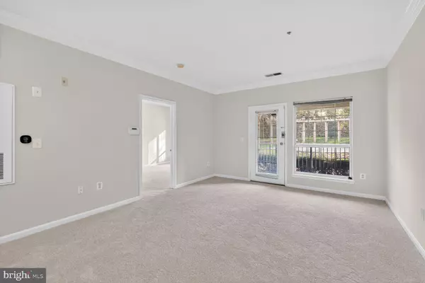 Alexandria, VA 22304,4860 EISENHOWER AVE #190