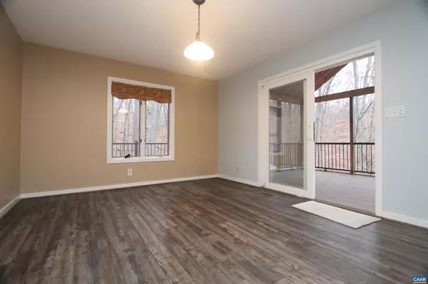 Charlottesville, VA 22901,50 LYNNWOOD LN