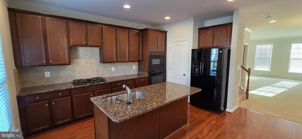 Aldie, VA 20105,41836 DIABASE SQ