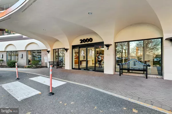 King Of Prussia, PA 19406,21033 VALLEY FORGE CIR #1033