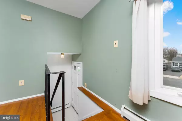 Manassas, VA 20109,9613 KING GEORGE DR