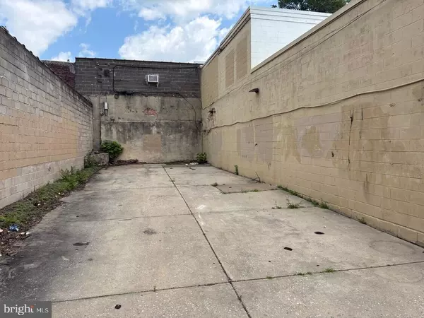 Philadelphia, PA 19132,2201 W CAMBRIA ST