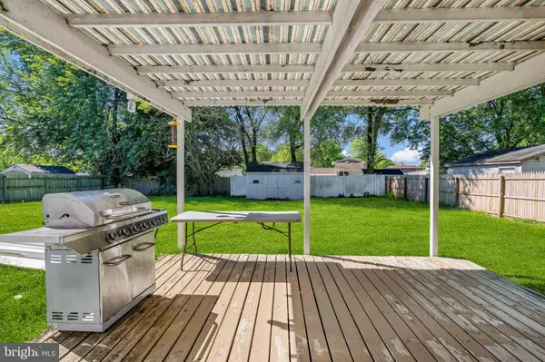 Mount Holly, NJ 08060,4 BEDFORD CT