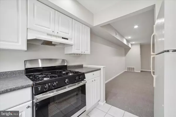 Philadelphia, PA 19127,4111 MAIN ST #B