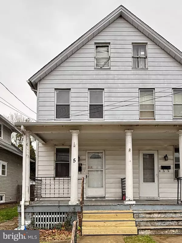 5 CRAVEN AVE, Salem, NJ 08079