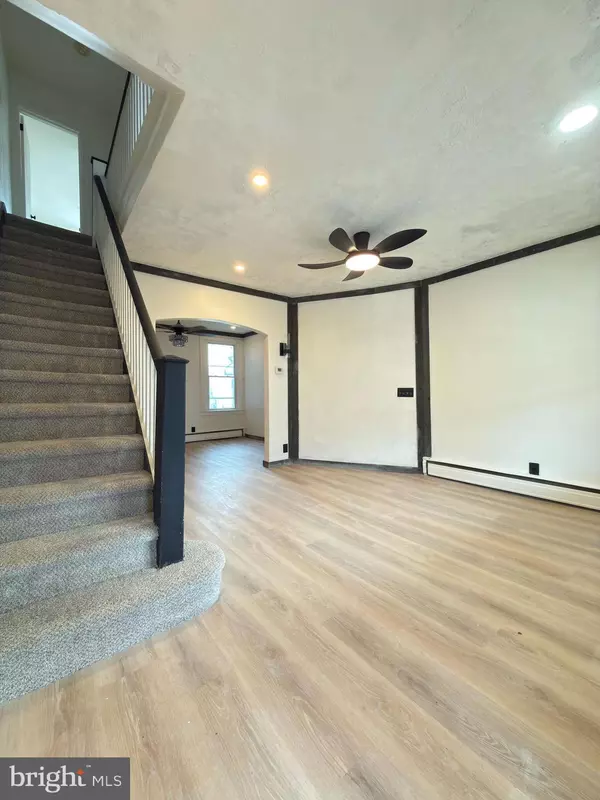 Philadelphia, PA 19120,5807 N AMERICAN ST