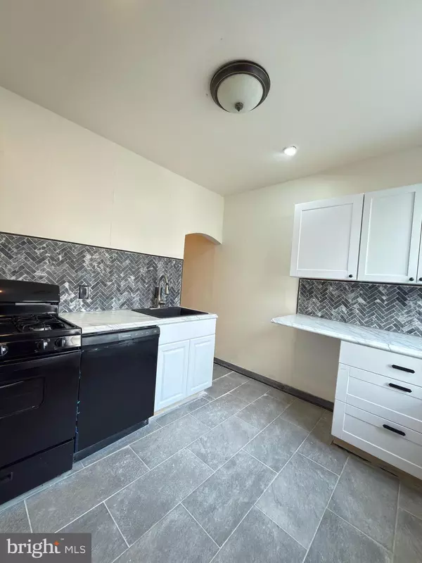 Philadelphia, PA 19120,5807 N AMERICAN ST