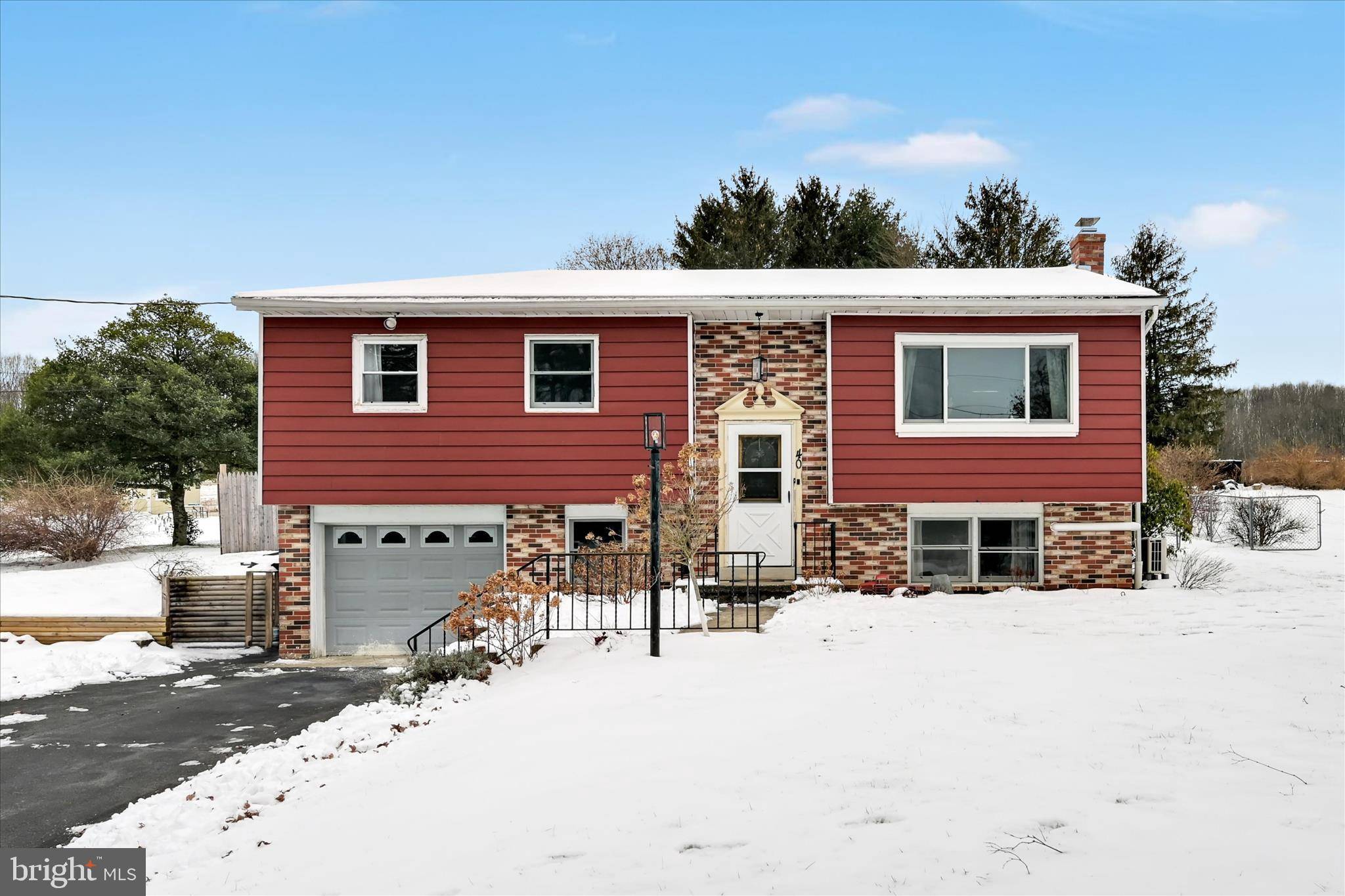 40 LONG STRETCH RD, Pine Grove, PA 17963