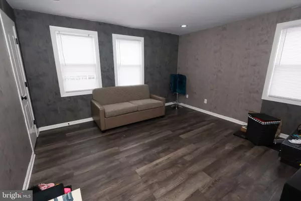 Washington, DC 20020,2433 IRVING ST SE