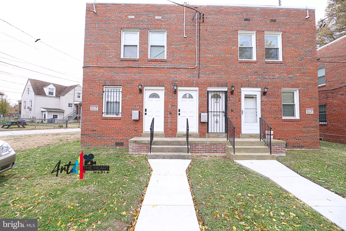 Washington, DC 20020,2433 IRVING ST SE