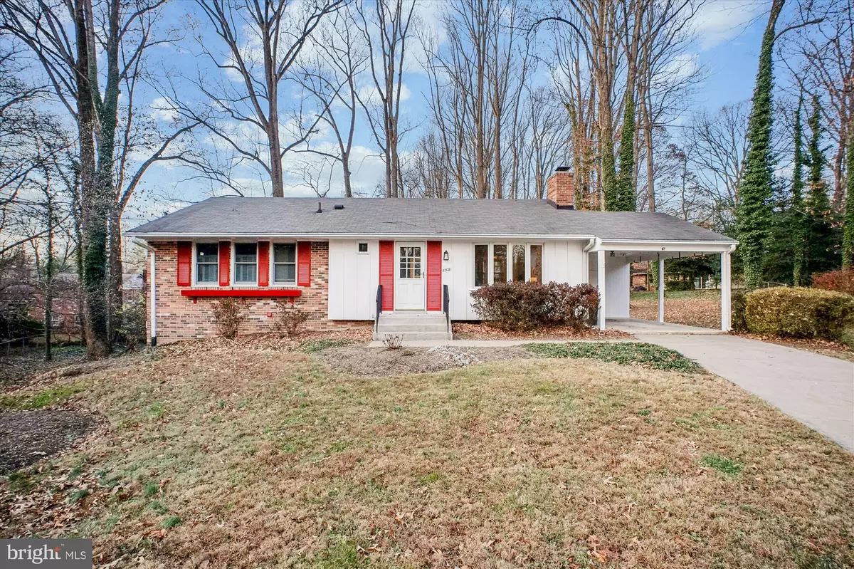 Annandale, VA 22003,8928 CHELTONHAM PL