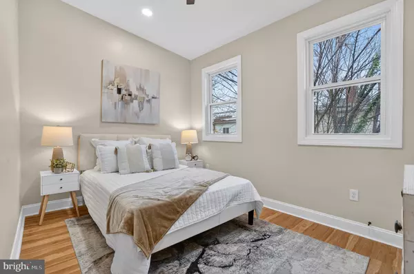 Washington, DC 20019,212 36TH ST NE #1