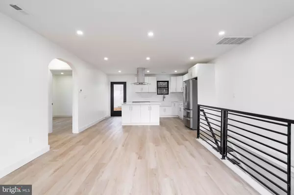 Millville, NJ 08332,125 S 10TH ST S S