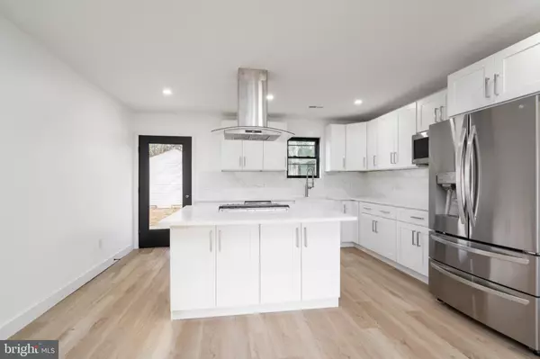 Millville, NJ 08332,125 S 10TH ST S S