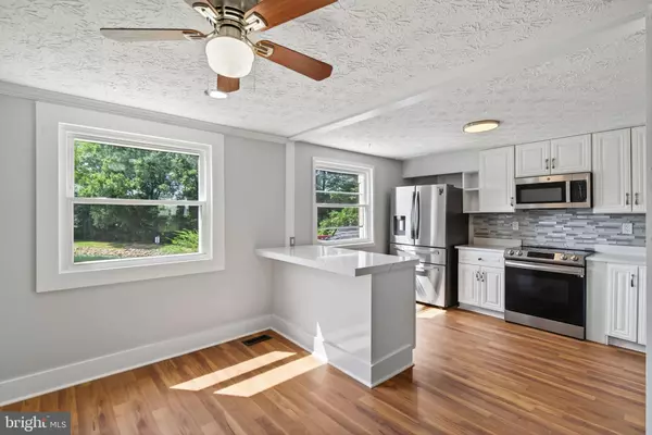 Alexandria, VA 22309,8336 CLAREMONT WOODS DR