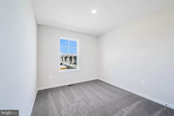 Inwood, WV 25428,146 GRAY SILVER RD