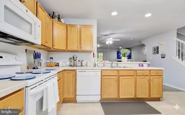 Rehoboth Beach, DE 19971,37264 SEA COAST CT #13