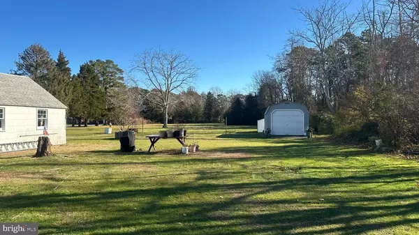 Manahawkin, NJ 08050,295 N NORTH MAIN STREET