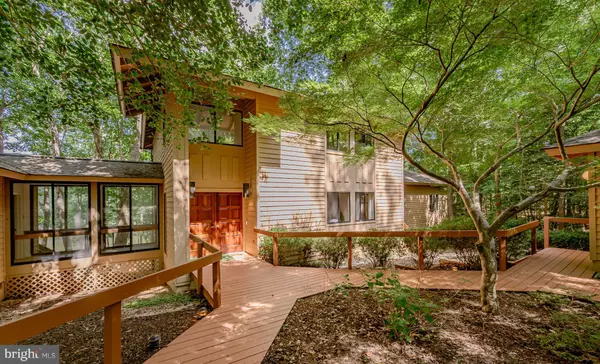 Hartfield, VA 23071,941 WILTON COVES DR