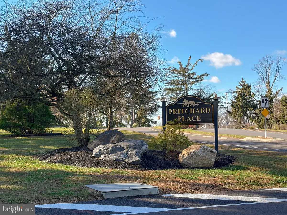 Newtown Square, PA 19073,814 PRITCHARD PL