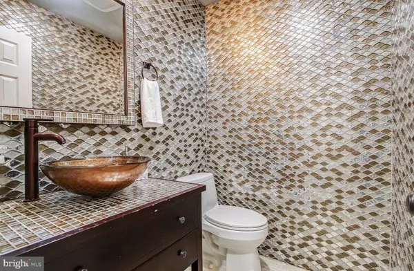 Chevy Chase, MD 20815,4415 BRADLEY LN