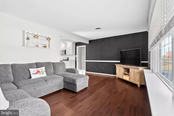 Fredericksburg, VA 22408,204 REDWOOD