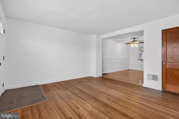 Lancaster, PA 17603,143 HERSHEY AVE