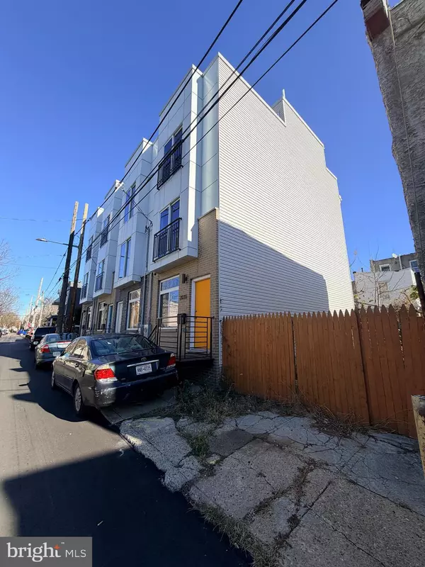 Philadelphia, PA 19122,2035 N ORIANNA ST