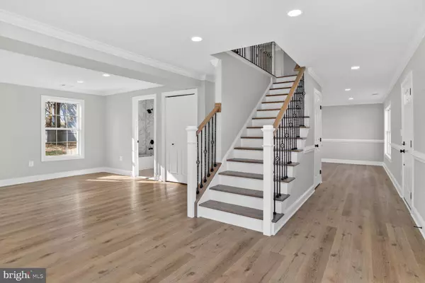 Glen Burnie, MD 21060,1033 GENINE DR