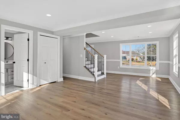 Glen Burnie, MD 21060,1033 GENINE DR