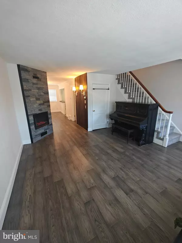 Philadelphia, PA 19149,6448 AKRON ST