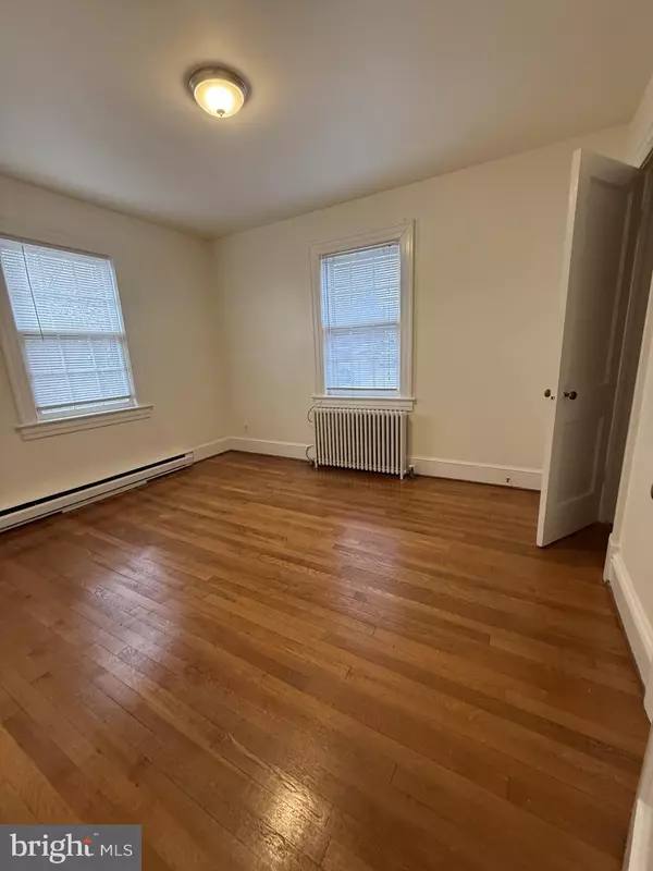 Fredericksburg, VA 22401,515 PITT ST #3