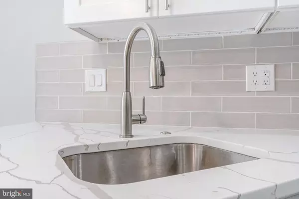 Philadelphia, PA 19144,103 E DUVAL ST #1