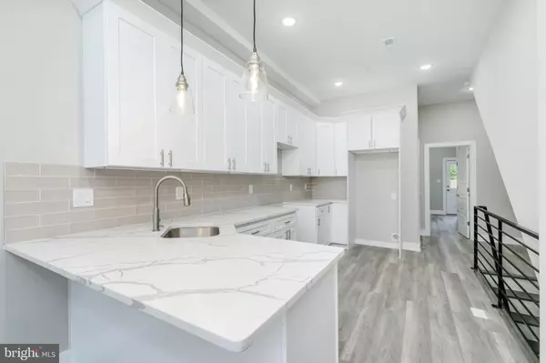 103 E DUVAL ST #1, Philadelphia, PA 19144