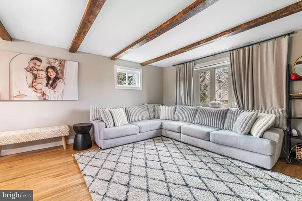 Lansdale, PA 19446,13 W END DR