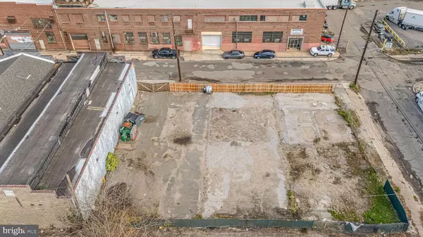 Camden, NJ 08104,1931 S 6TH ST