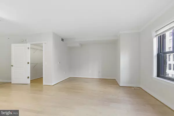 Washington, DC 20004,616 E ST NW #419