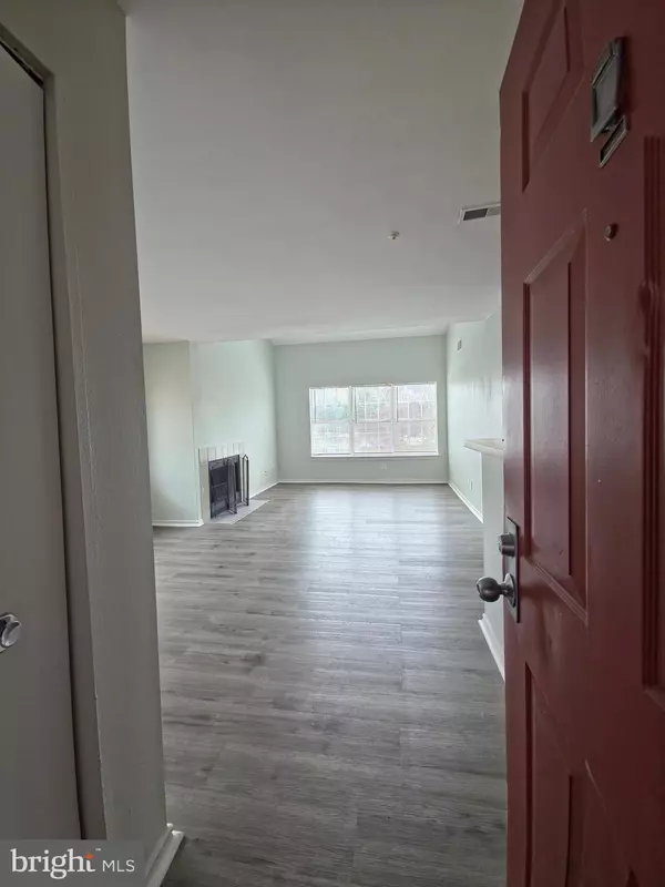 Gaithersburg, MD 20879,18533 BOYSENBERRY DR #210