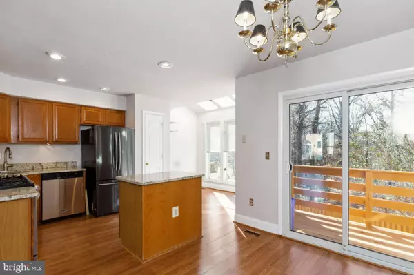 Alexandria, VA 22315,6108 JOUST LN