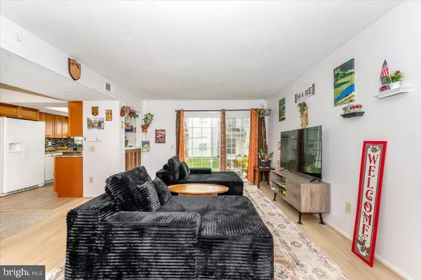 Leesburg, VA 20175,117 FORT EVANS RD SE #A