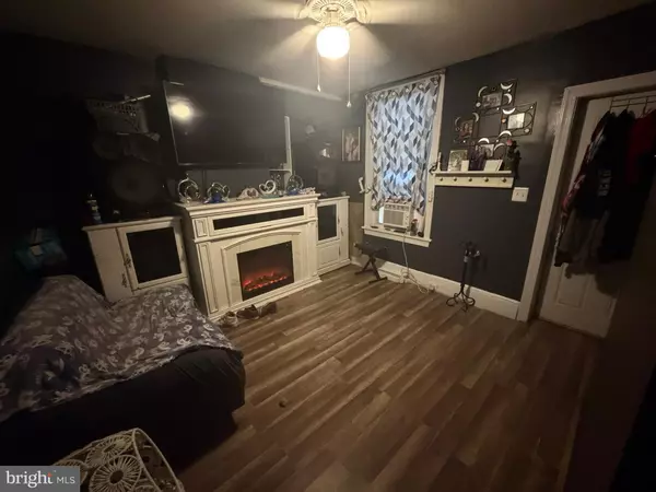 Norristown, PA 19401,9 E BASIN ST