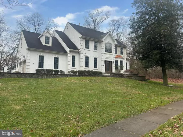 7 DEER HAVEN DR, Mullica Hill, NJ 08062