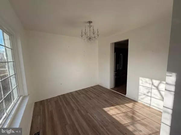 Silver Spring, MD 20906,3801 DUNSINANE DR #24