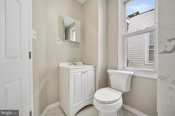 Philadelphia, PA 19121,1703 N LAMBERT ST